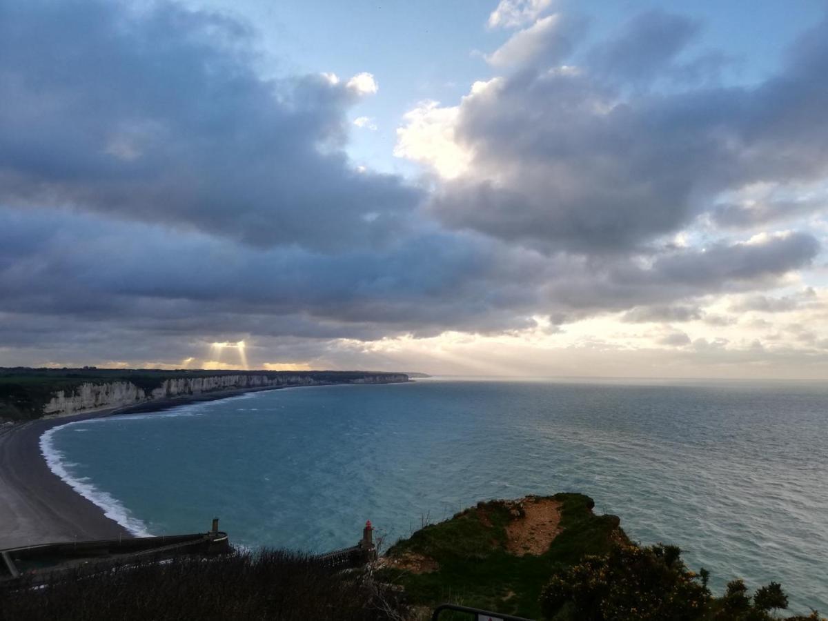 L Echappee Belle En Normandie, Au Coeur Historique De Fecamp Exterior photo